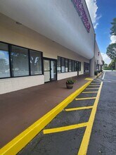 5060-5092 Coconut Creek Pky, Margate, FL à louer Photo intérieure- Image 2 de 27