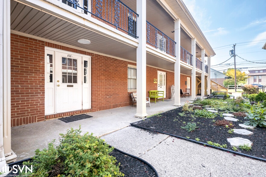 274 Southland Dr, Lexington, KY for sale - Building Photo - Image 2 of 18