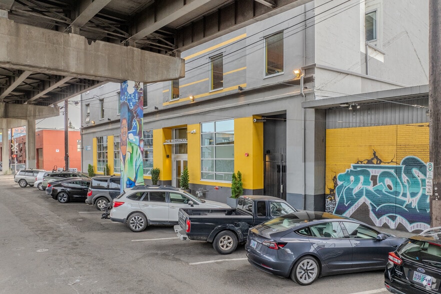 80 SE Madison St, Portland, OR for lease - Building Photo - Image 2 of 10