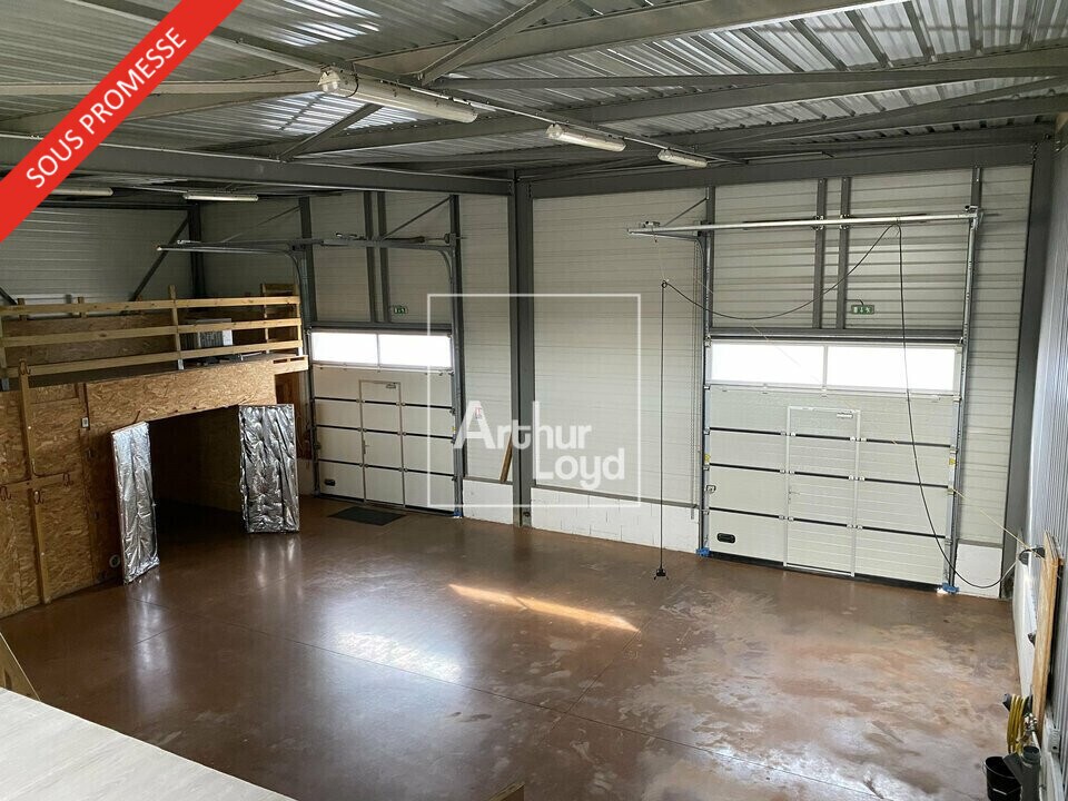 Flex in Chartrettes for sale Building Photo- Image 1 of 16