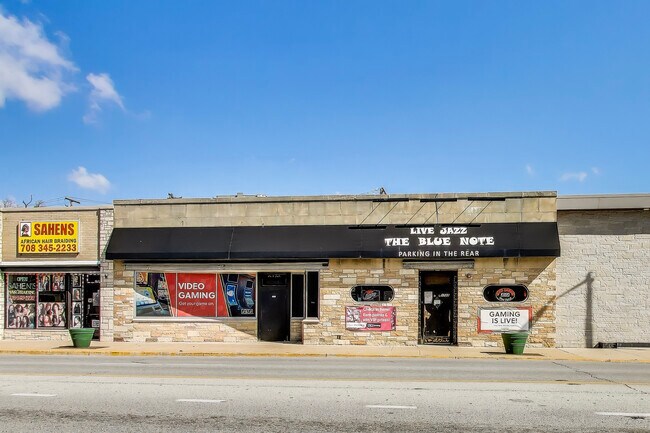 More details for 1715 W Roosevelt Rd, Broadview, IL - Retail for Lease