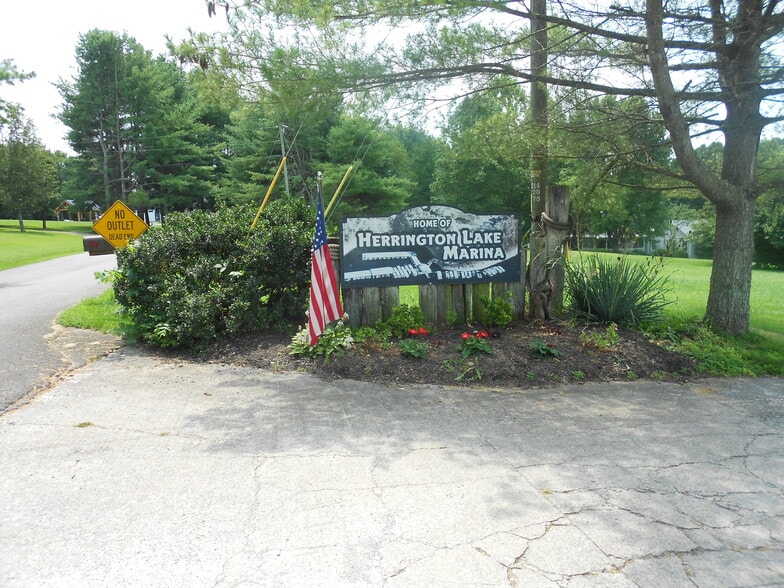 234 Homestead Ln, Lancaster, KY à vendre - Photo du bâtiment - Image 1 de 36
