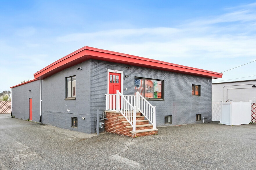 29 Linden St, Medford, MA for sale - Building Photo - Image 2 of 17