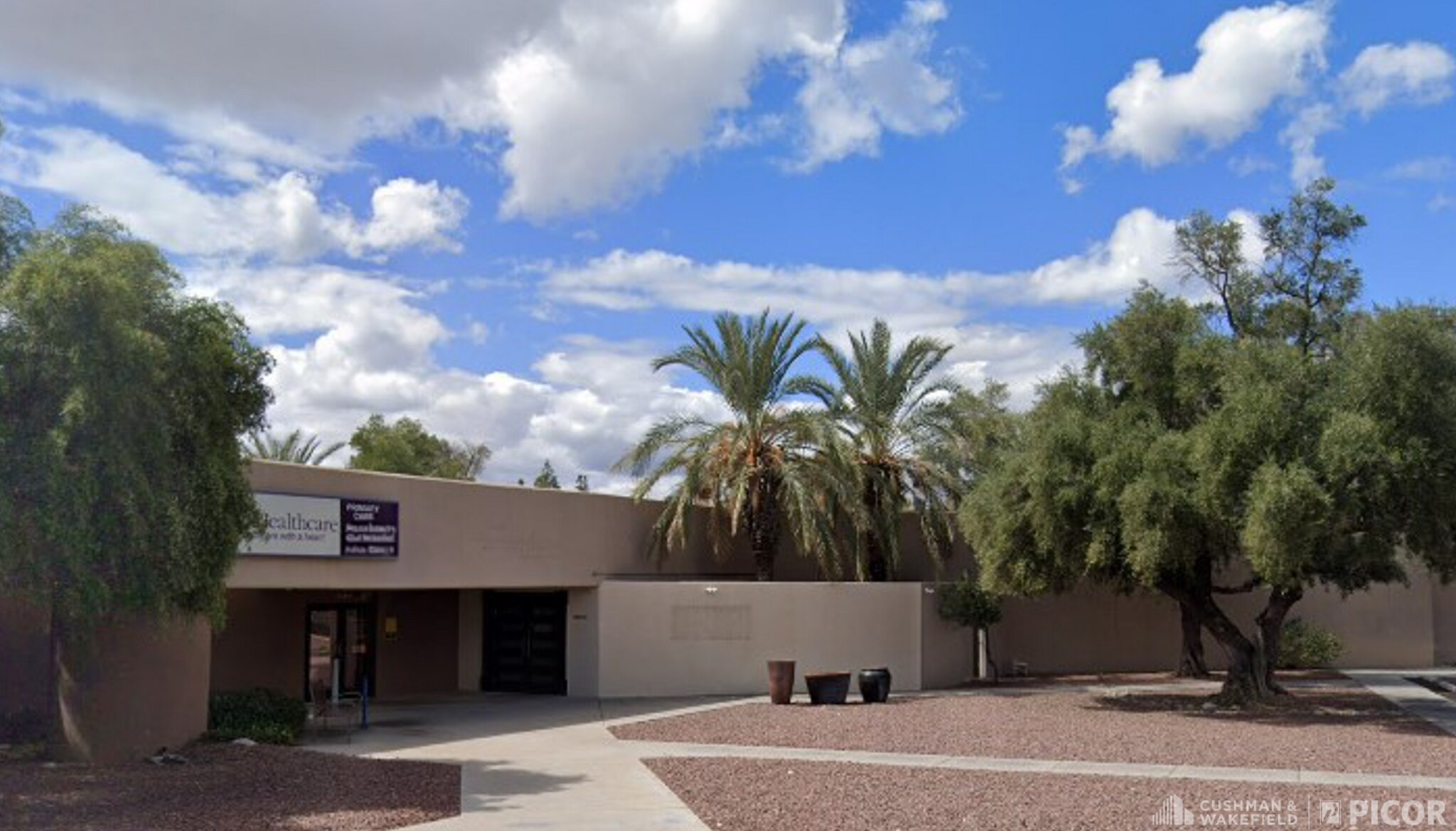 2355 N Wyatt Dr, Tucson, AZ à louer Photo du bâtiment- Image 1 de 2