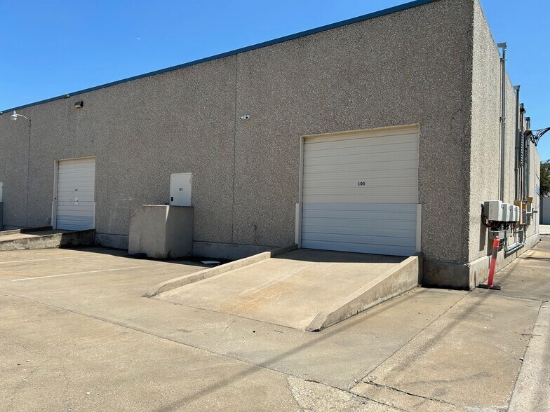 2001 108th St, Grand Prairie, TX à louer - Photo du bâtiment - Image 3 de 9