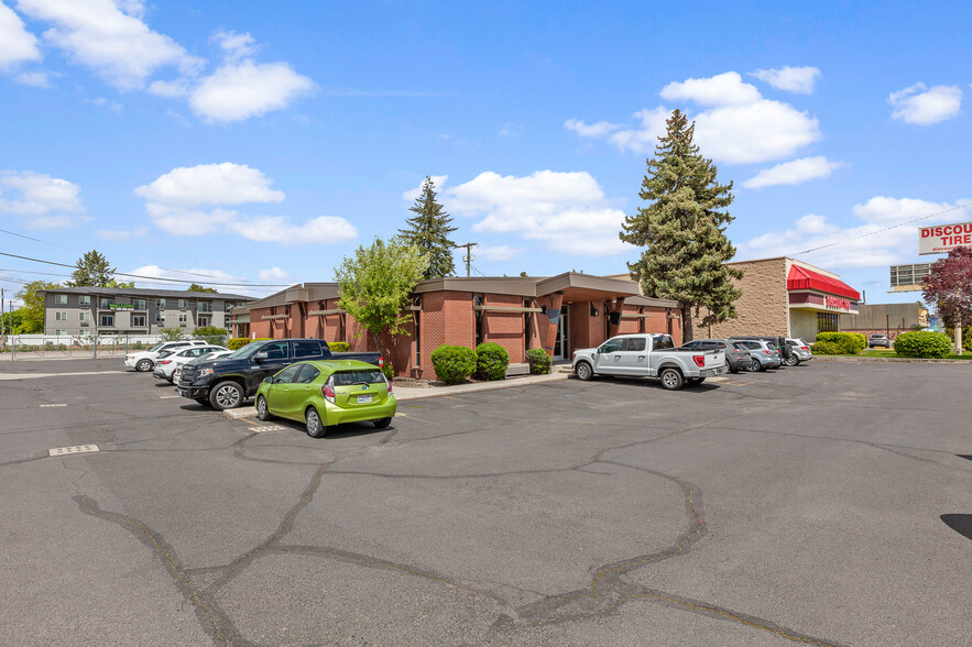 9507 E Sprague Ave, Spokane, WA for sale - Building Photo - Image 1 of 7