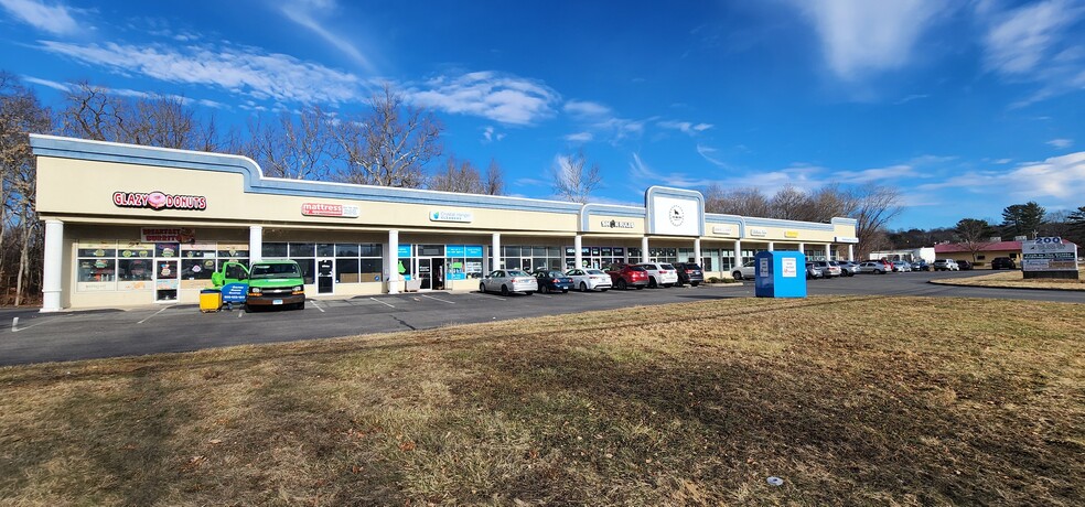 200 Church St, Wallingford, CT for lease - Building Photo - Image 3 of 14