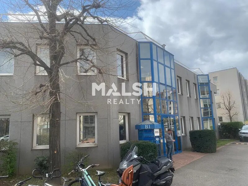 Office in Lyon for lease Building Photo- Image 1 of 12