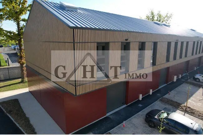 Industrial in Marcoussis for sale - Building Photo - Image 1 of 4