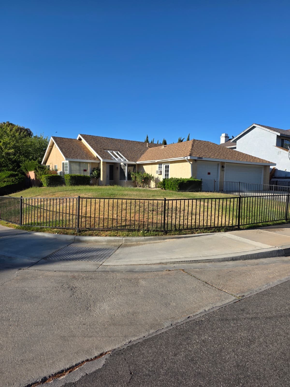 3833 E Avenue R12, Palmdale, CA à vendre Photo principale- Image 1 de 38