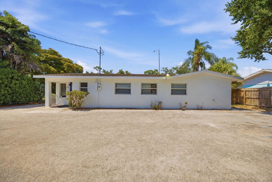1503 S McCall Rd, Englewood, FL à vendre - Photo du bâtiment - Image 3 de 104
