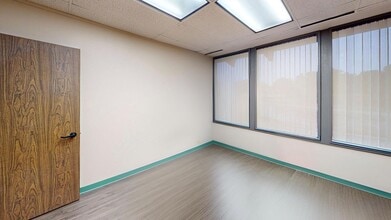 6800 Park Ten Blvd, San Antonio, TX for lease Interior Photo- Image 2 of 7