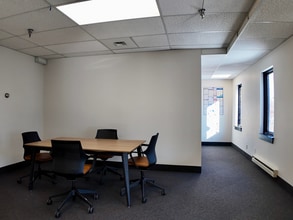 330 Packetts Lndg, Fairport, NY à louer Photo intérieure- Image 2 de 5