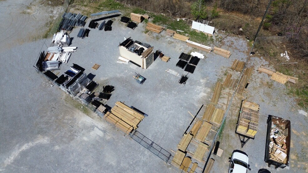 506 Industrial Dr, Rockmart, GA à louer - Photo du bâtiment - Image 2 de 8