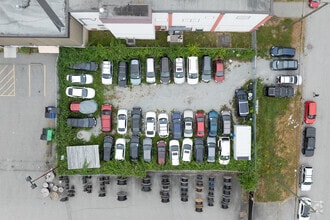 13661 104A Av, Surrey, BC - Aérien  Vue de la carte - Image1