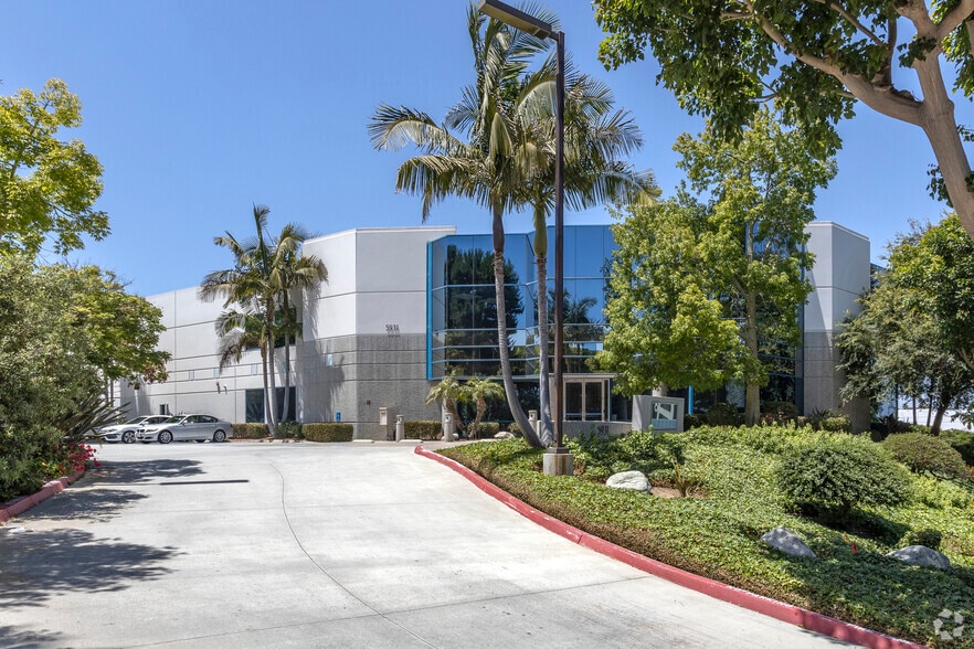 5931 Darwin Ct, Carlsbad, CA for lease - Building Photo - Image 3 of 12