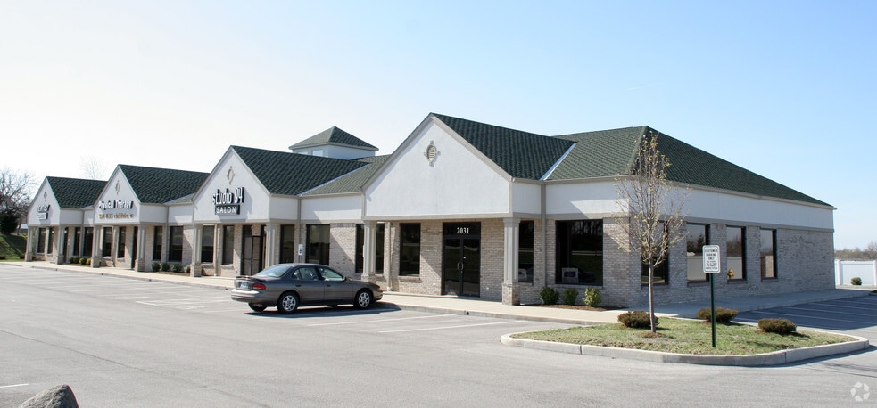 2031-2043 S Old Highway 94, Saint Charles, MO à louer - Photo du bâtiment - Image 3 de 12