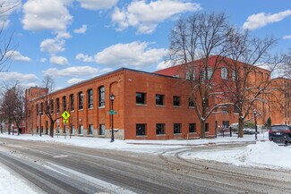 Plus de détails pour 600 N Franklin St, Syracuse, NY - Bureau, Bureau/Commerce de détail à louer