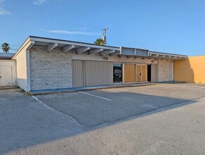 215 5th Ave, Indialantic, FL for lease Building Photo- Image 1 of 8