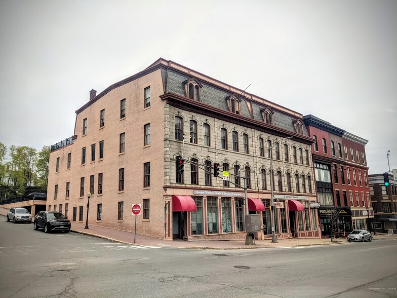 105 Main St, Bangor, ME à louer - Photo principale - Image 1 de 34