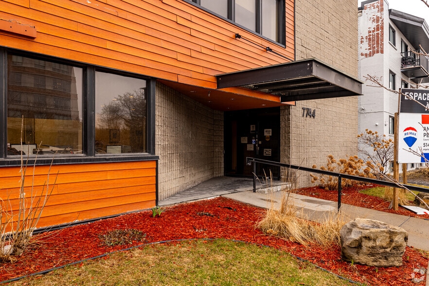 7744 Rue Sherbrooke E, Montréal, QC à louer - Photo du bâtiment - Image 2 de 2