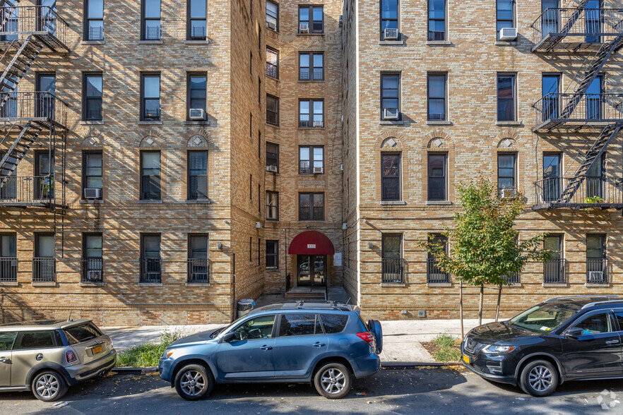 112 W 138th St, New York, NY for sale - Building Photo - Image 3 of 11