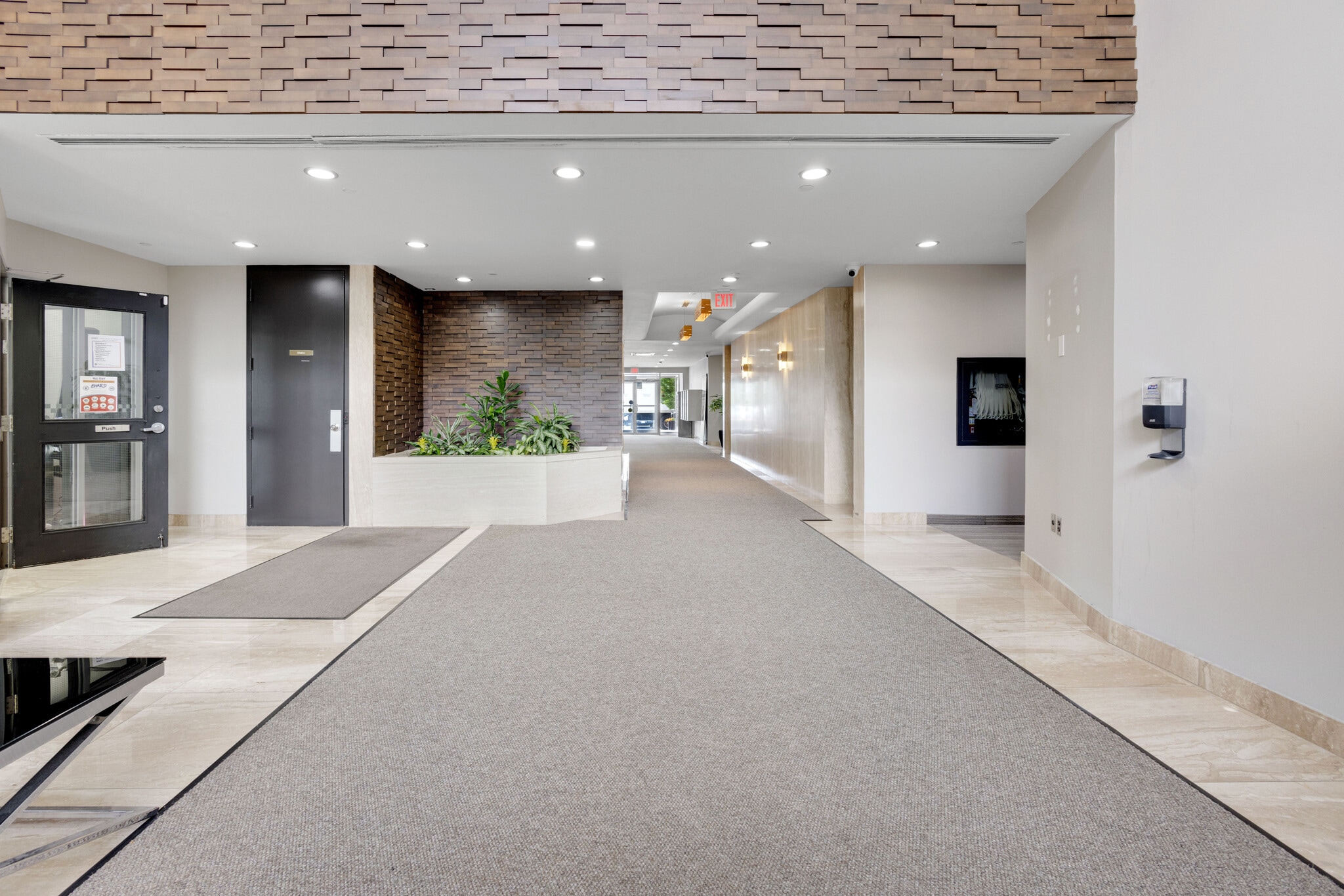 700 Dorval Dr, Oakville, ON for lease Interior Photo- Image 1 of 8