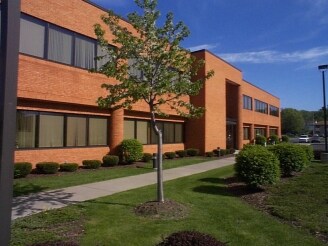 800 Ayrault Rd, Fairport, NY à louer - Photo du bâtiment - Image 2 de 12