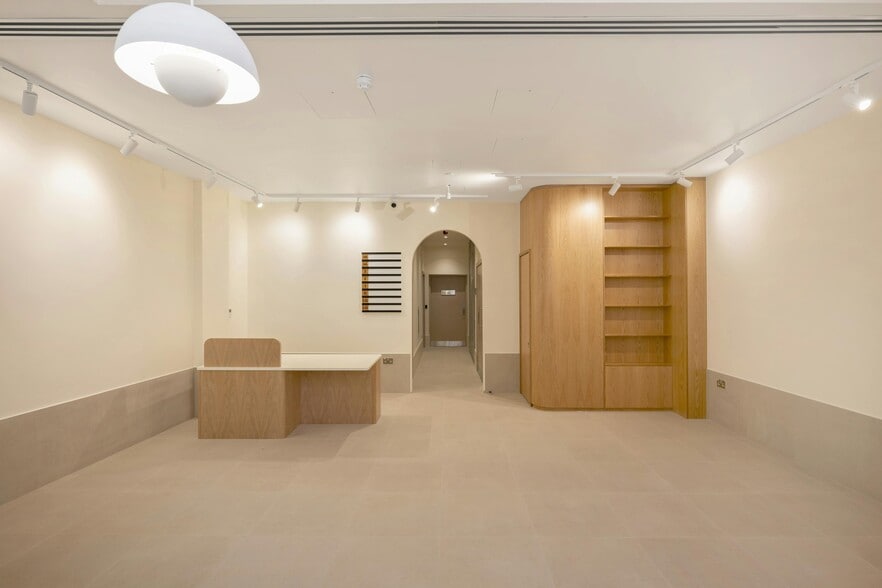 3-5 Bedford Row, London for lease - Interior Photo - Image 3 of 19