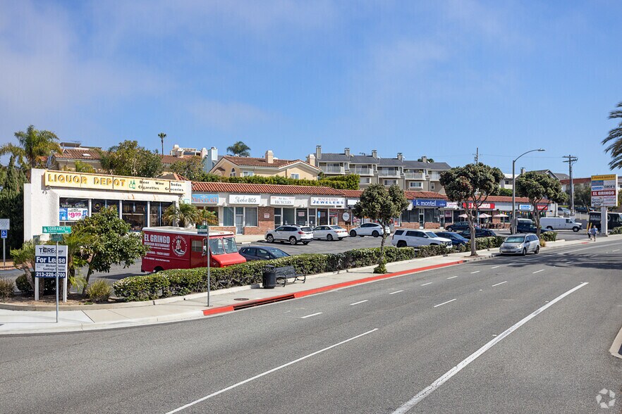801-823 Torrance Blvd, Redondo Beach, CA à louer - Photo du bâtiment - Image 1 de 4