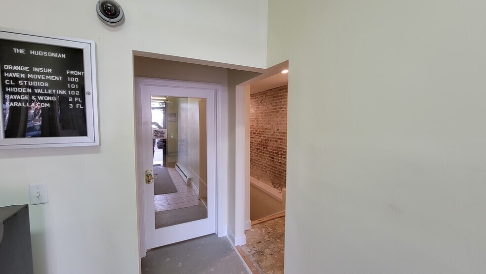 119 Broadway, Newburgh, NY à louer - Photo intérieure - Image 2 de 15