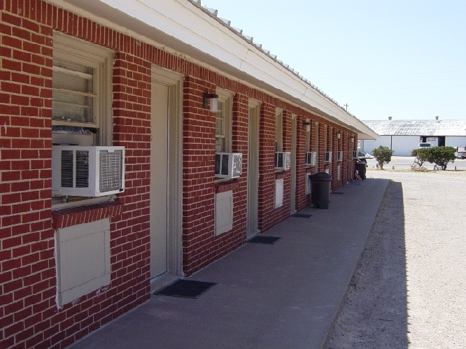 912 N Hwy 87, Tulia, TX for sale - Building Photo - Image 3 of 52
