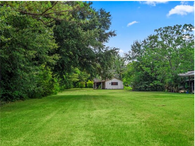 676 E I 10 Service Rd, Slidell, LA à vendre - Photo du bâtiment - Image 2 de 13