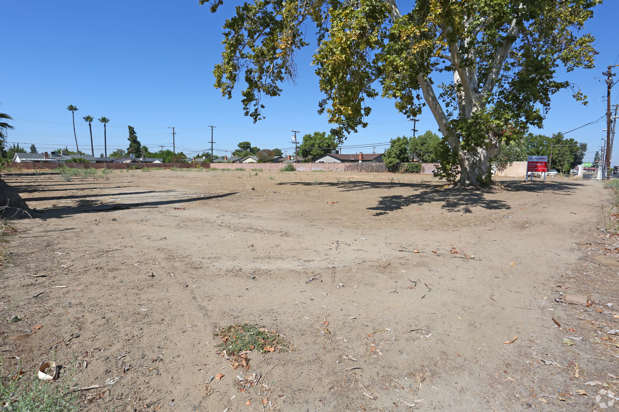 2604 N Clovis Ave, Clovis, CA à vendre Photo du bâtiment- Image 1 de 1