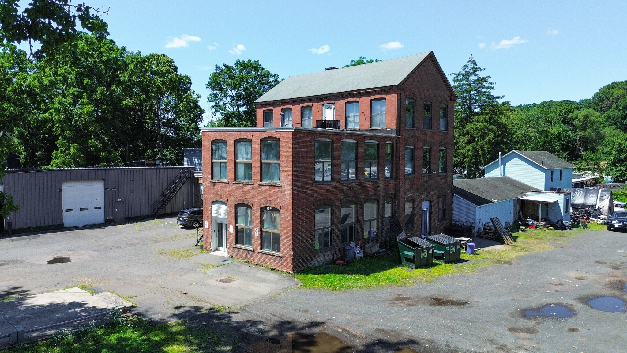 47 Billard St, Meriden, CT à vendre Photo du bâtiment- Image 1 de 30
