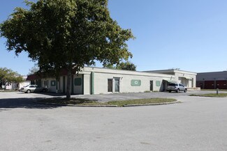Plus de détails pour 39 Mildred Dr, Fort Myers, FL - Bureau, Industriel à louer