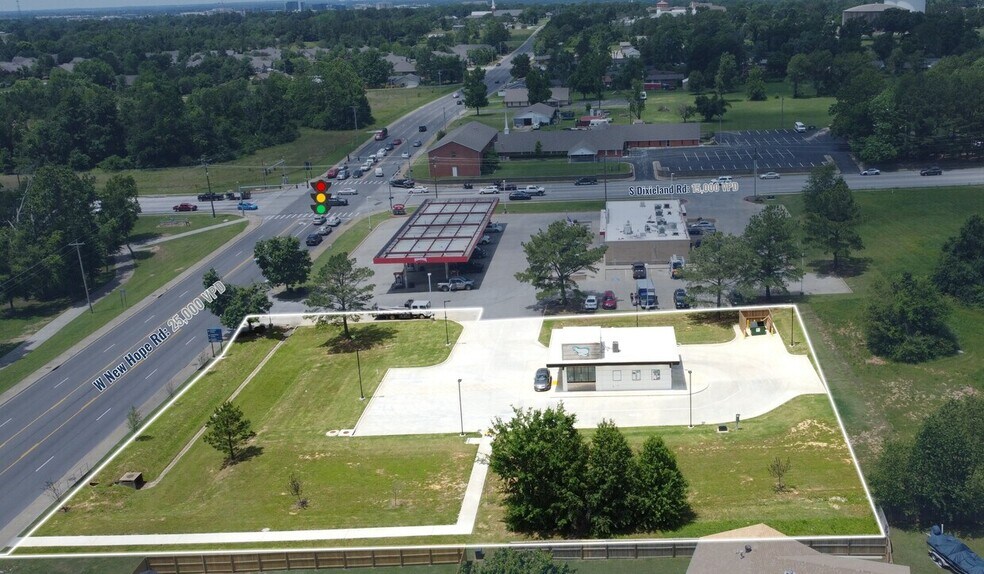 1607 W New Hope Rd, Rogers, AR à vendre - Photo du bâtiment - Image 3 de 8