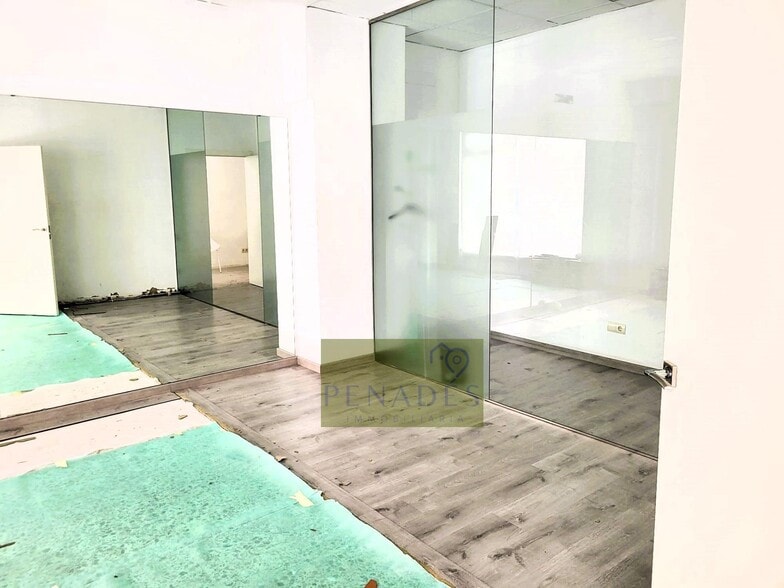 Retail in Ontinyent for lease - Building Photo - Image 2 of 9