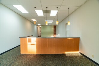 3801-3837 Vaile Ave, Florissant, MO à louer Photo intérieure- Image 1 de 6