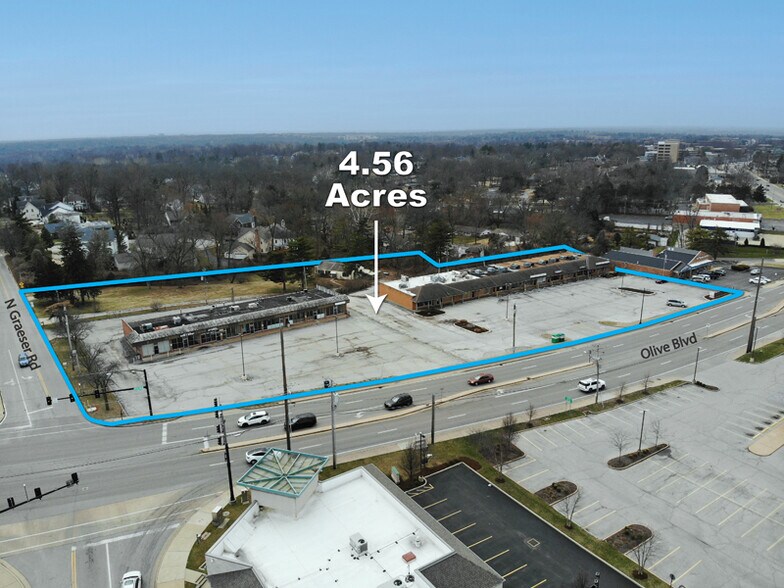 825-827 Graeser Rd, Creve Coeur, MO à vendre - Photo principale - Image 1 de 5