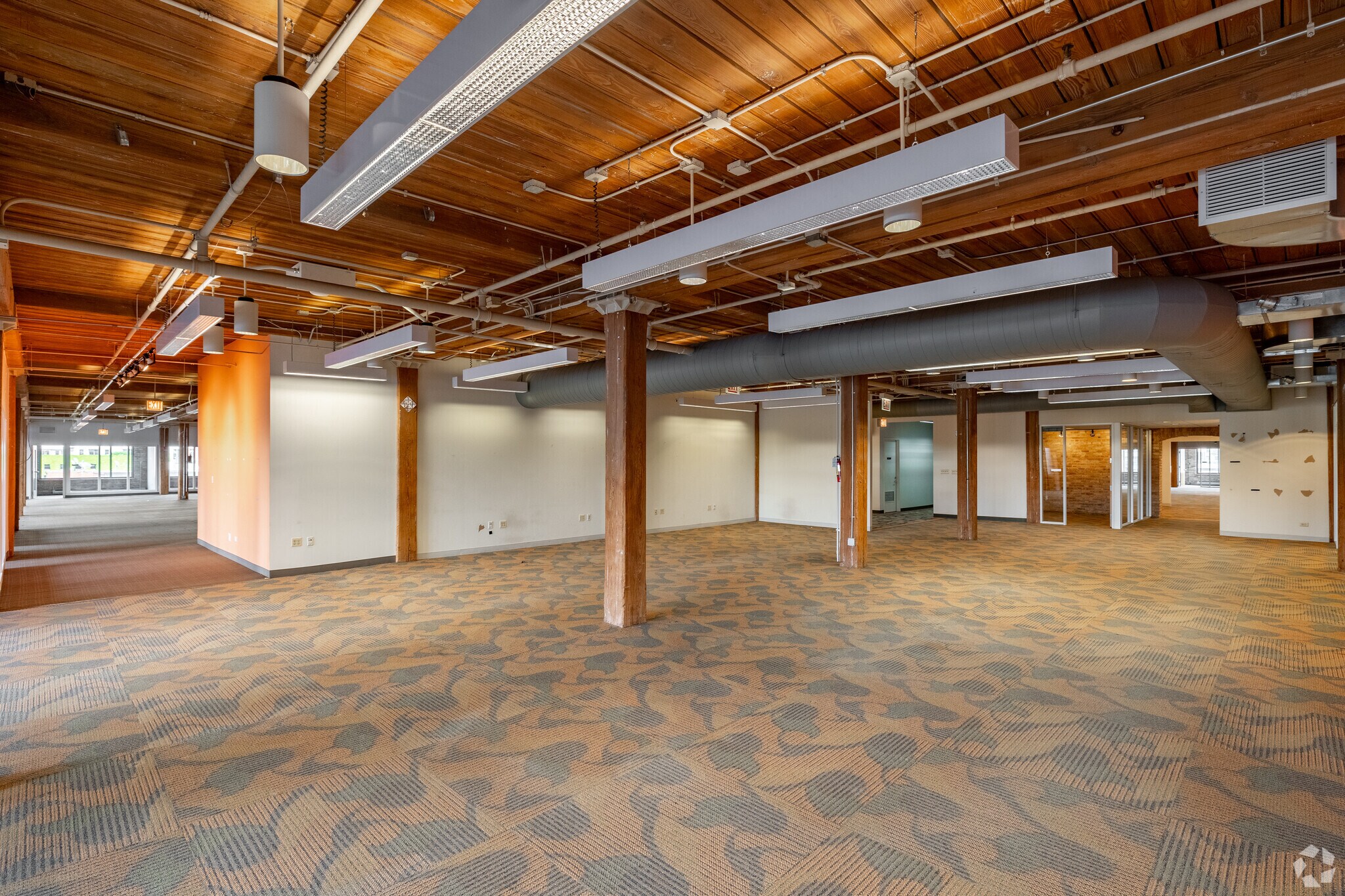 600 W Fulton St, Chicago, IL for lease Interior Photo- Image 1 of 3