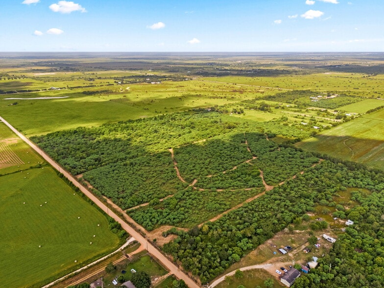 3346 Orange Hill Rd, Sealy, TX for sale - Building Photo - Image 3 of 17