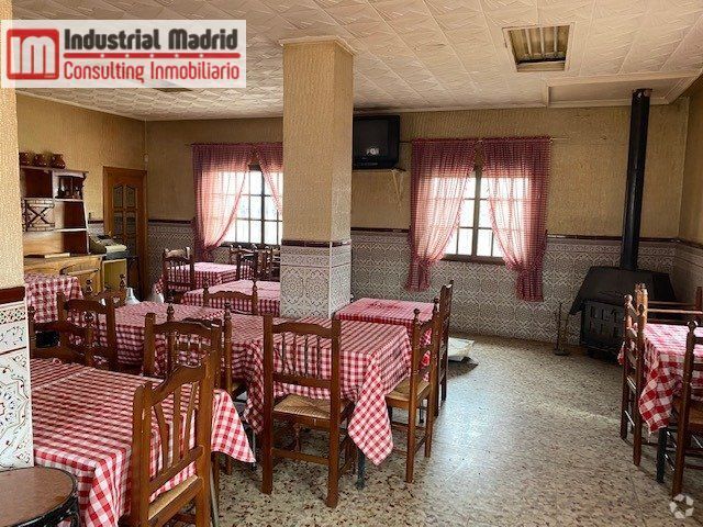 Retail in Rivas-Vaciamadrid, Madrid for sale Primary Photo- Image 1 of 8