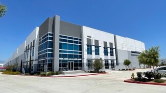 Plus de détails pour 14935 Limonite Ave, Eastvale, CA - Industriel à louer