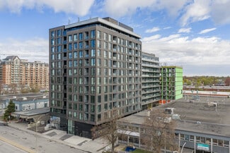 Plus de détails pour 3045-3055 De L'assomption Boul, Montréal, QC - Multi-résidentiel à vendre