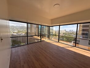 1188 Bishop St, Honolulu, HI à louer Photo intérieure- Image 2 de 12