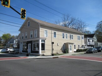 Plus de détails pour 256 E Main St, Middletown, NY - Commerce de détail à vendre