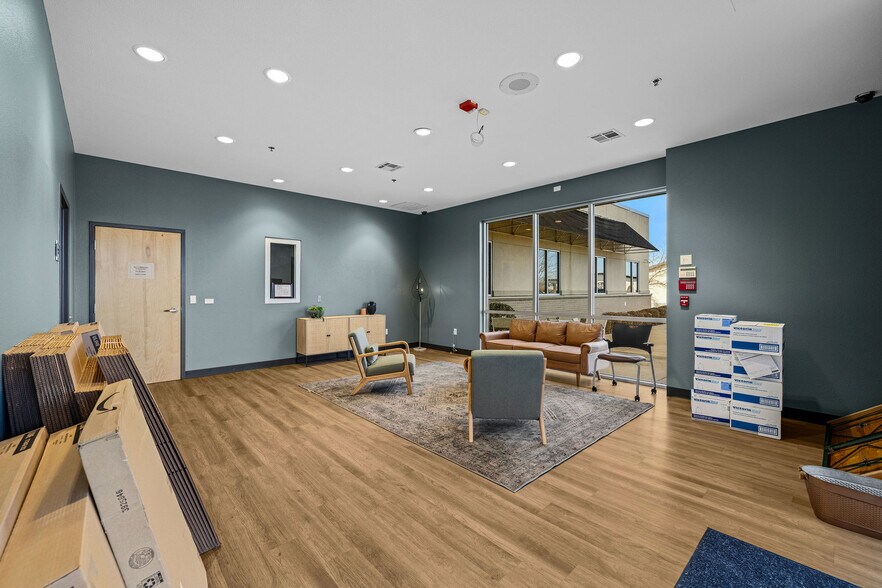 300 SW 24th St, Bentonville, AR à louer - Photo intérieure - Image 3 de 14