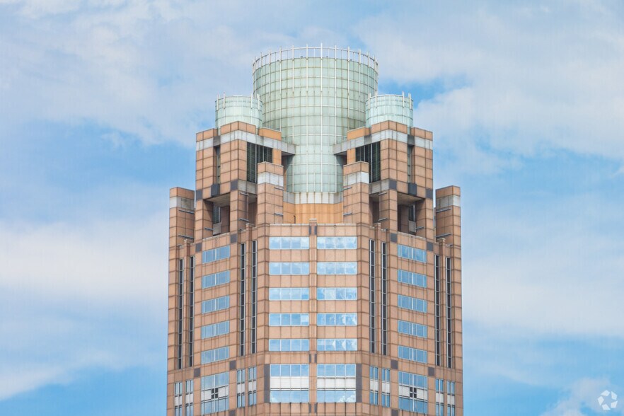 311 S Wacker Dr, Chicago, IL à louer - Photo du bâtiment - Image 2 de 19