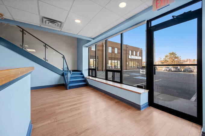 355 Harry Walker Pky N, Newmarket, ON for lease Building Photo- Image 1 of 14